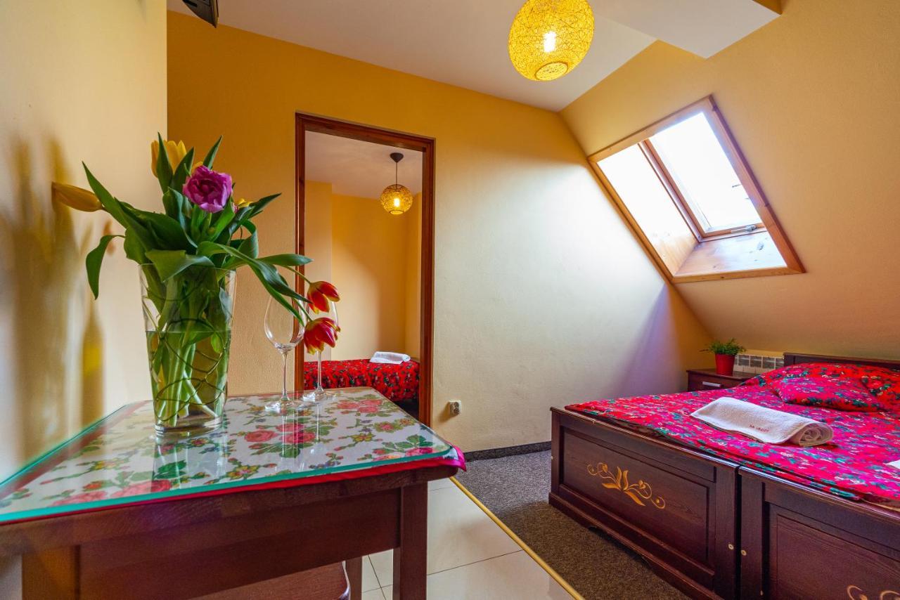Apartamenty I Pokoje W Willi Na Ubocy 苏凯 外观 照片